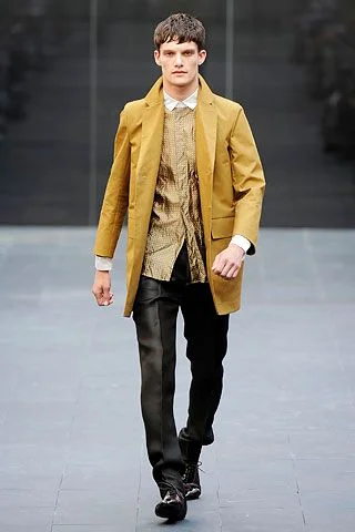 Look 38